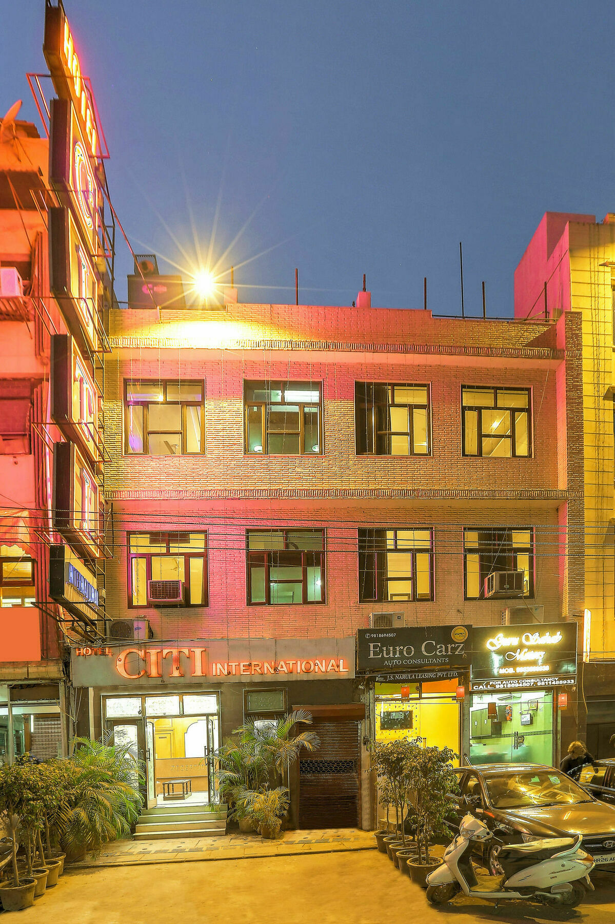 Hotel Citi International Делі Екстер'єр фото